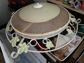 Vintage plafond lamp beschikbaar voor biedingen
