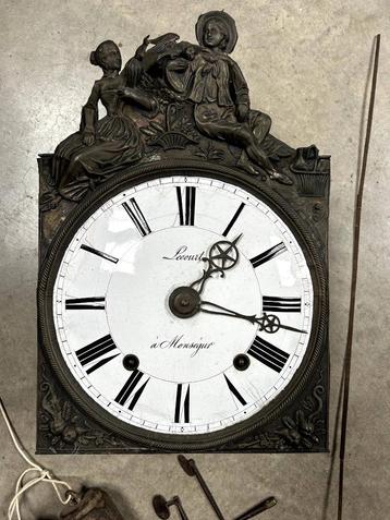 Prachtige Comtoise klok uit ca. 1840 beschikbaar voor biedingen