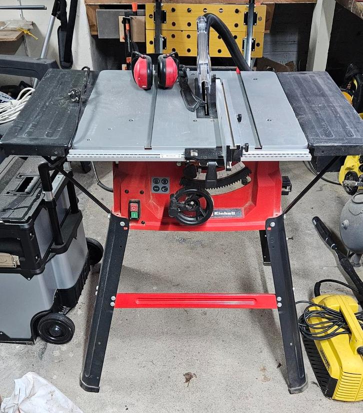 Einhell tafel cirkelzaag, Doe-het-zelf en Verbouw, Gereedschap | Zaagmachines, Zo goed als nieuw, Cirkelzaag, 1200 watt of meer