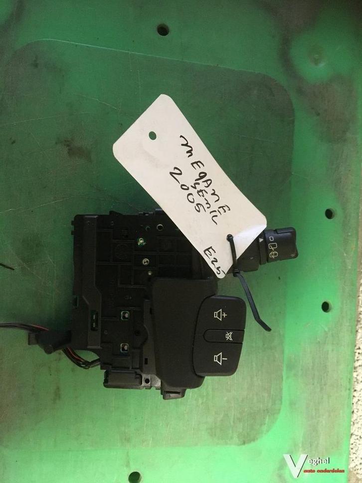 Renault megane scenic 2005 combischakelaar, Auto-onderdelen, Dashboard en Schakelaars, Gebruikt, Ophalen of Verzenden