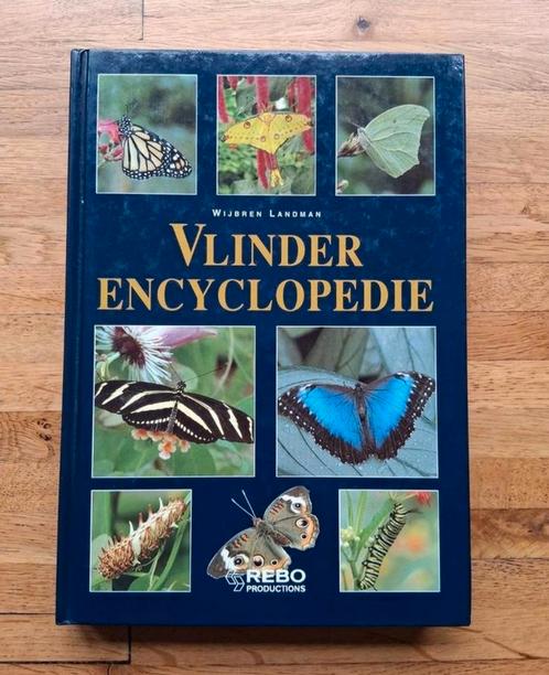 Vlinder encyclopedie prachtig rijk geïllustreerd met foto's, Boeken, Natuur, Zo goed als nieuw, Ophalen of Verzenden