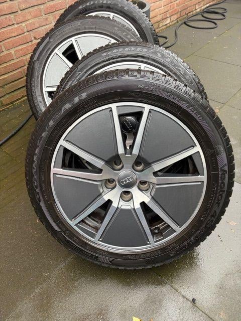 Velgen Audi VW/VAG met allseason band, Ophalen, Gebruikt, Banden en Velgen, 17 inch