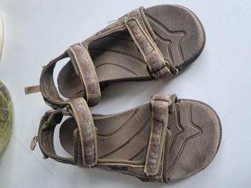 Teva mt 36-38 beschikbaar voor biedingen