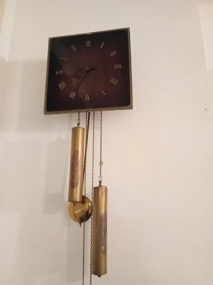 Ouderwetse Wandklok met Slinger, Huis en Inrichting, Woonaccessoires | Klokken, Gebruikt, Wandklok, Analoog, Ophalen