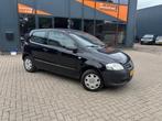 Volkswagen Fox 1.2 Trendline/centr vergr/airco, Voorwielaandrijving, Elektrische ramen, Stof, Zwart