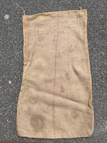 32 stuks ORIGINELE JUTE ZAKKEN! beschikbaar voor biedingen