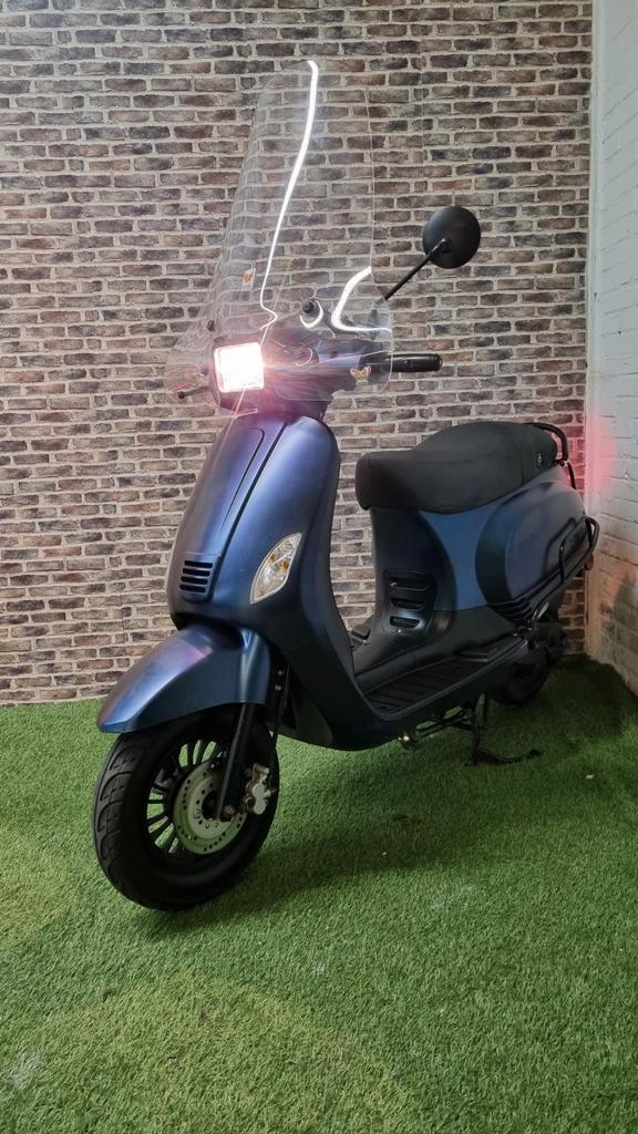 zeer nette BTC RIVA snorscooter 2019! Cameleon, Fietsen en Brommers, Scooters | Overige merken, Zo goed als nieuw, Ophalen of Verzenden
