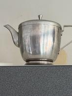Vintage theepot jaargang 1960., Ophalen of Verzenden