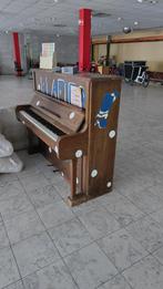 Gratis af te halen Piano in Delft, Muziek en Instrumenten, Piano's, Ophalen, Gebruikt, Bruin, Piano
