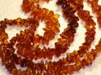 Mooie oude amber, barnsteen ketting, 66 cm. Gewicht 25 gram., Verzenden, Overige materialen, Ketting