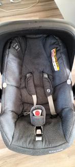Maxi cosi met verkleiner, Kinderen en Baby's, Autostoeltjes, Ophalen, Autogordel, Zo goed als nieuw, 0 t/m 13 kg