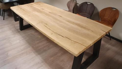 Rustiek eiken boomstamtafel van 260x105cm, 4,5cm dik, Huis en Inrichting, Tafels | Eettafels, Nieuw, 100 tot 150 cm, 200 cm of meer