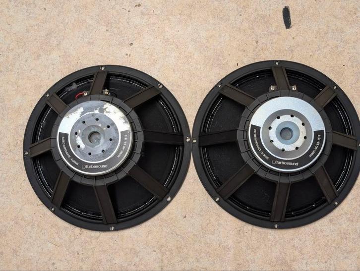 Turbosound LS-1817 18 inch woofers, Audio, Tv en Foto, Luidsprekers, Subwoofer, 120 watt of meer, Overige merken, Ophalen of Verzenden