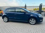 Volkswagen polo 1.2 / Match Edition / Nieuwe ketting, Voorwielaandrijving, Euro 5, Blauw, Leder en Stof