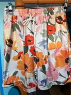 leuke gebloemde bermuda Shein L valt als M nieuw, Maat 38/40 (M), Overige kleuren, Kort, Nieuw