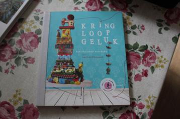 Boek - Kringloop Geluk - een Feelgood Doe Boek, 4 Kaarten beschikbaar voor biedingen