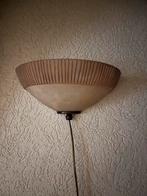 Vintage Wandlamp met Glazen Kap, Huis en Inrichting, Lampen | Wandlampen, Ophalen, Gebruikt, Glas