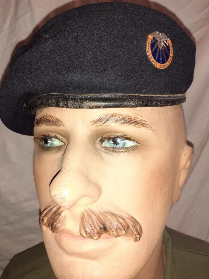 Baret US Army 7th Signal Command, Verzamelen, Militaria | Algemeen, Landmacht, Helm of Baret, Amerika, Ophalen of Verzenden