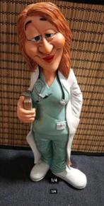 Comical world of Stratford dokter groot, Verzamelen, Beelden en Beeldjes, Verzenden, Nieuw, Mens