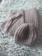 Oudroze Winterset: Kol, Hoofdband & Muts, Handgemaakt, Ophalen of Verzenden, Nieuw, Muts