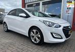 Hyundai I30 1.4i Navigatie/Camera/Cruise, Auto's, Hyundai, Voorwielaandrijving, Stof, Gebruikt, 4 cilinders