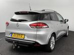 Renault Clio Estate 1.2 TCe Automaat Limited, Auto's, Stof, Gebruikt, 4 cilinders, Met garantie (alle)