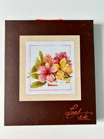 Lanarte borduurpakket Marjolein Bastin Amaryllis NIEUW beschikbaar voor biedingen