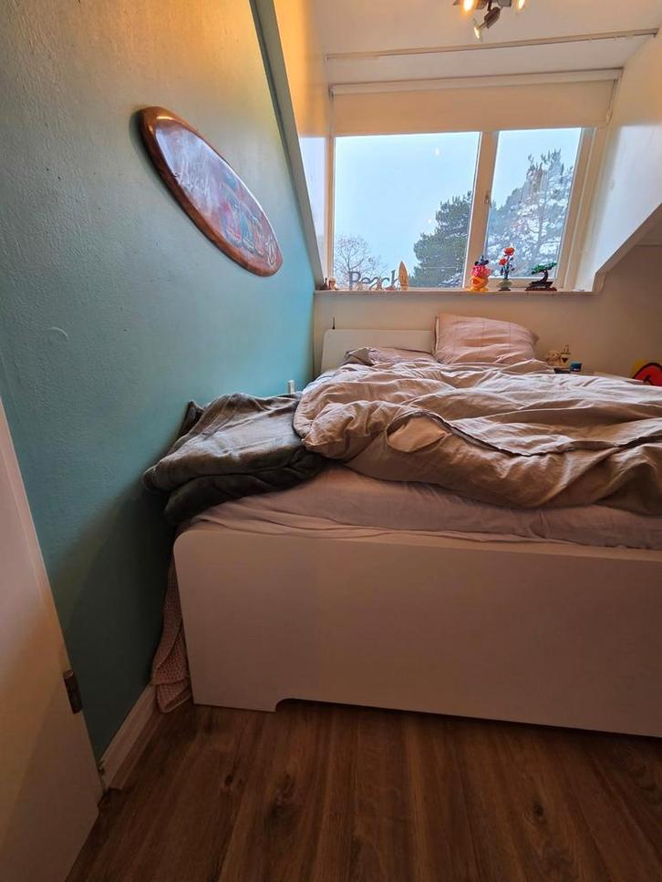 Ikea bedframe met lattenbodem, Huis en Inrichting, Slaapkamer | Bedden, Gebruikt, Tweepersoons, 140 cm, 200 cm, Hout, Wit, Ophalen