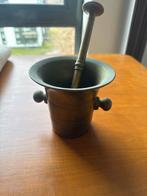 Antieke bronzen vijzel met stamper, Ophalen of Verzenden, Brons