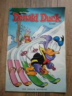 Donald Ducks 2009, Gelezen, Ophalen of Verzenden, Meerdere stripboeken