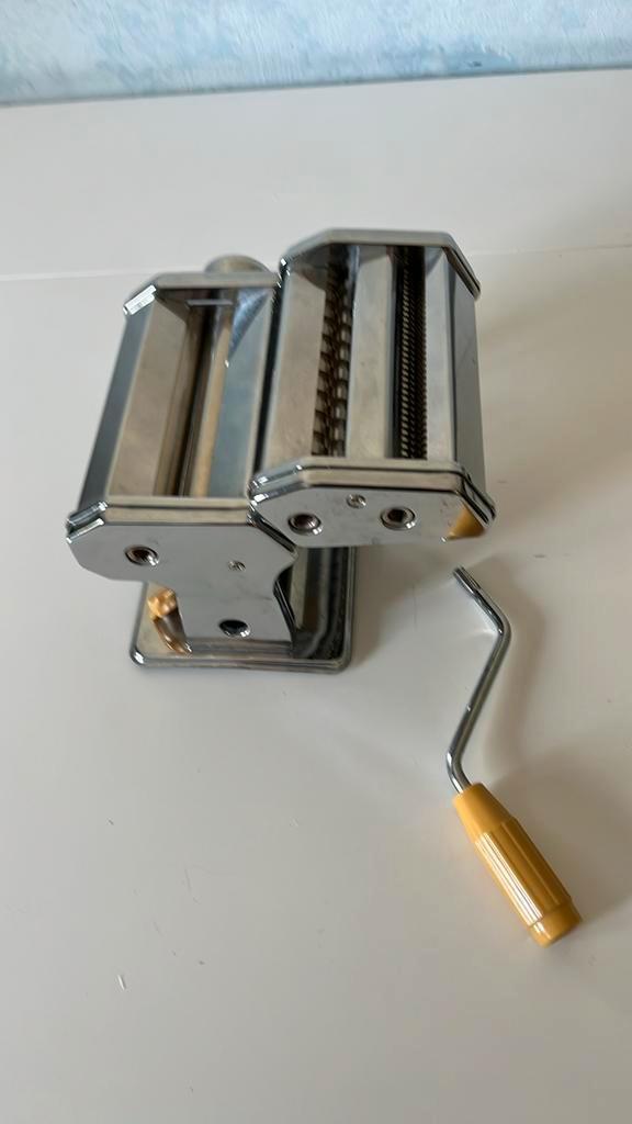 Nieuwe Pasta Machine - 18 cm, Huis en Inrichting, Keuken | Keukenbenodigdheden, Nieuw, Verzenden