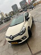 Renault Clio Initiale Paris Automaat 2016, Auto's, 1054 kg, Leder, 1200 kg, Particulier