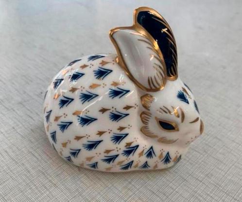 Vintage beeldje Royal Crown Derby Rabbit Presse-papier., Verzamelen, Beelden en Beeldjes, Ophalen of Verzenden