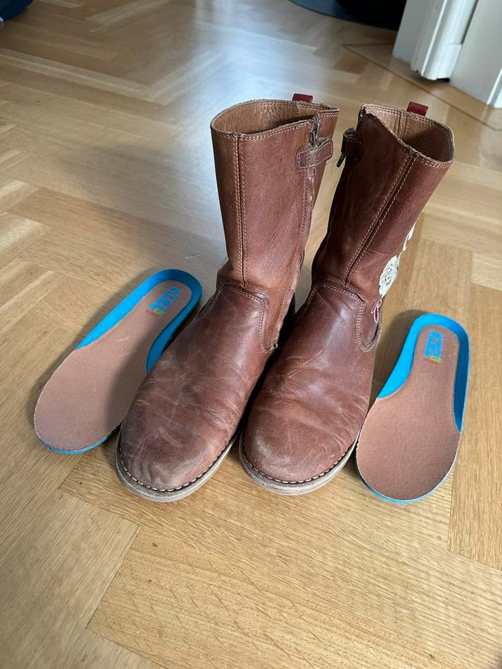 Schoenen / laarzen maat 37 merk KOEL, Kinderen en Baby's, Kinderkleding | Schoenen en Sokken, Gebruikt, Schoenen, Meisje, Ophalen