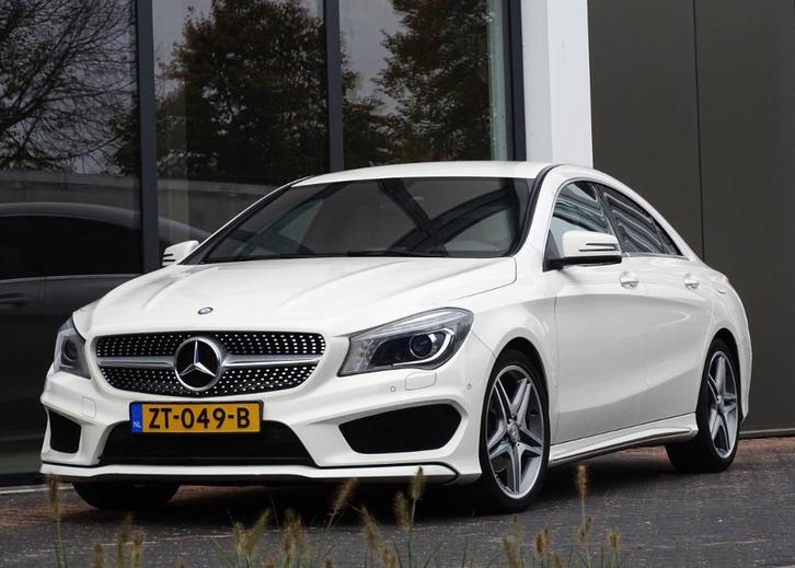 Mercedes-Benz CLA 180 l AMG Line l Camera l Sport interieur, Auto's, Mercedes-Benz, Bedrijf, CLA, ABS, Achteruitrijcamera, Adaptieve lichten