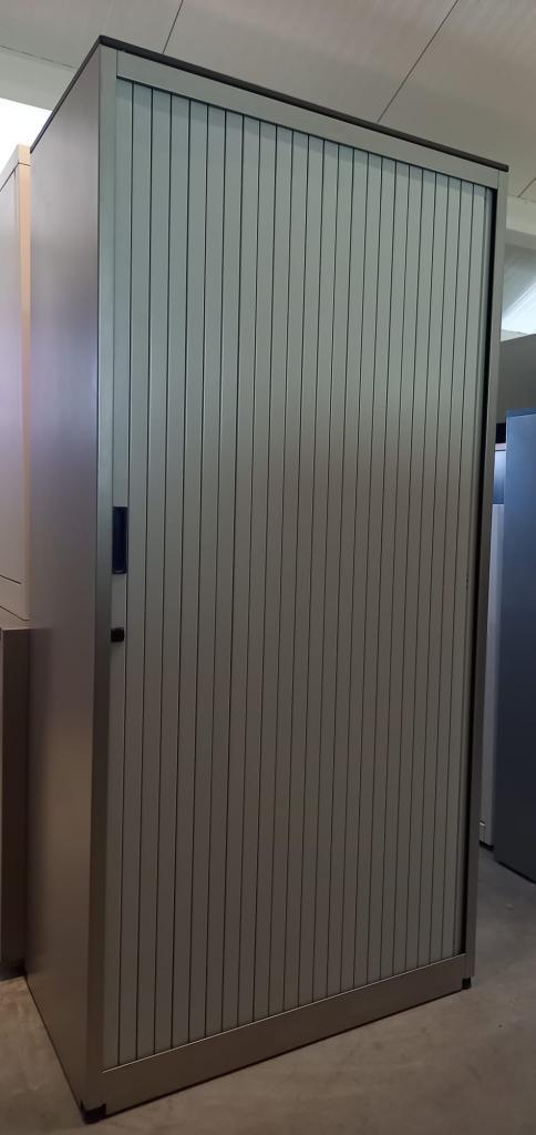 Smalle roldeur- archiefkast., Huis en Inrichting, Kasten | Roldeurkasten en Archiefkasten, Gebruikt, Metaal, Ophalen