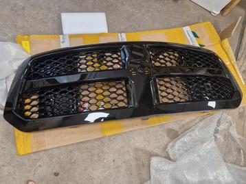 grill dodge ram 2015 tm 2018 model beschikbaar voor biedingen