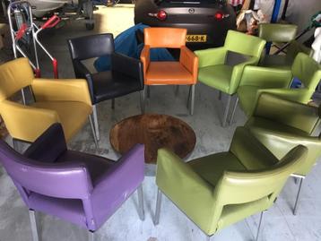 Eetkamerstoelen leder (foucault)  beschikbaar voor biedingen