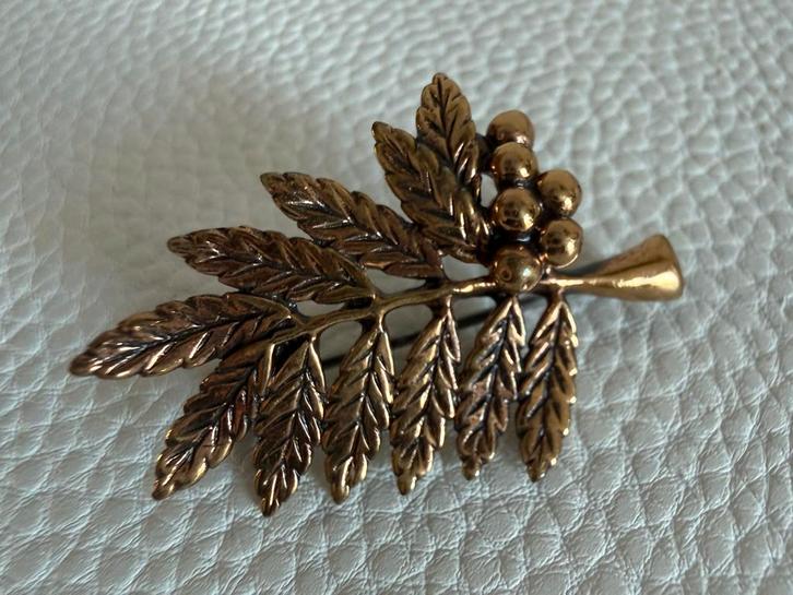 R356/VALO KORU Blad Broche Brons Finland (SET), Sieraden, Tassen en Uiterlijk, Broches, Gebruikt, Overige materialen, Overige kleuren