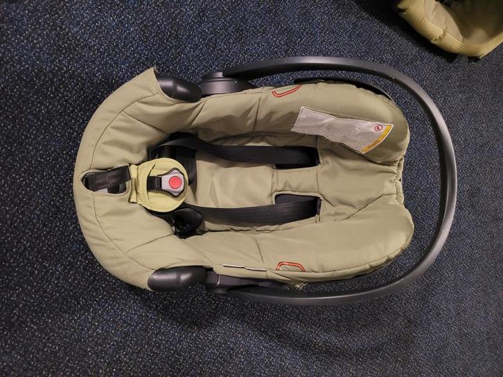 Stokke iZi Go Modular X1 autostoel set, Kinderen en Baby's, Autostoeltjes, Ophalen