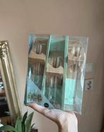 Nieuw in verpakking: drie houten wandvaasjes voor stekjes, Huis en Inrichting, Ophalen of Verzenden, Zo goed als nieuw