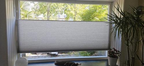 Plisse gordijn zgan 2375x1574 lichtdoorlatend grijs, Huis en Inrichting, Stoffering | Gordijnen en Lamellen, Zo goed als nieuw
