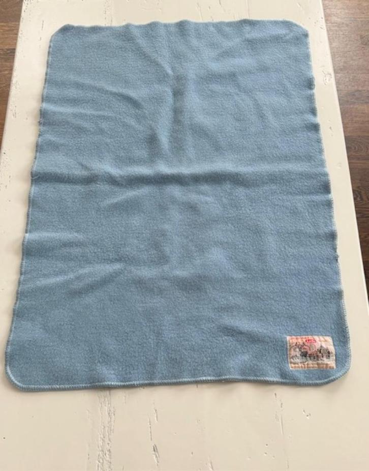AaBe super mooie wollen deken 90x64cm VINTAGE ZGAN, Kinderen en Baby's, Dekens, Slaapzakjes en Inbakerproducten, Zo goed als nieuw
