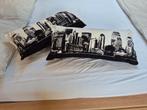 2 x sier-kussen met skyline  New York, Ophalen, Zo goed als nieuw, Wit, Overige vormen