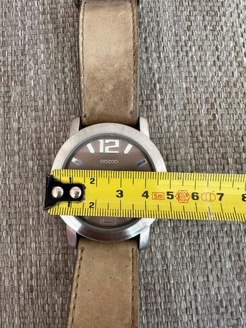 Oozoo dames horloge  met Lederen Band beschikbaar voor biedingen