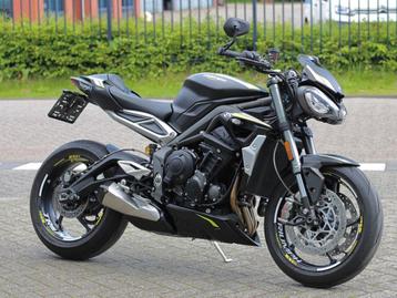 TRIUMPH STREET TRIPLE 765 RS (bj 2020) beschikbaar voor biedingen