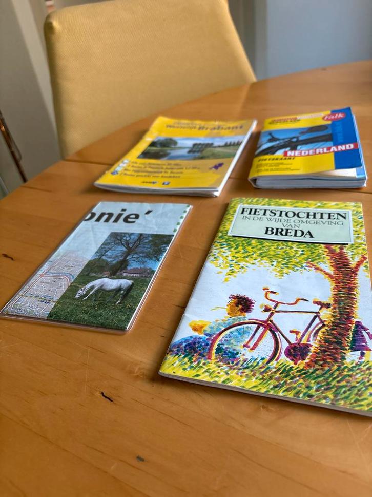 Fietskaarten Nederland & Breda (4 stuks), Boeken, Atlassen en Landkaarten, Gelezen, Landkaart, Nederland, 2000 tot heden, Ophalen of Verzenden