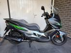 Kawasaki J300 2019 scooter als nieuw!!! Slechts 1000 km!!, Motoren, Scooter, 12 t/m 35 kW, Particulier, 300 cc
