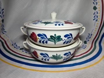 2x Boerenbont dekschalen beschikbaar voor biedingen