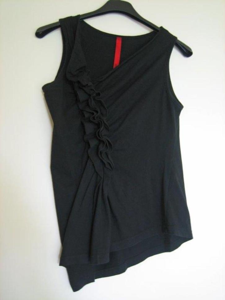 Zwarte a-symmetrische roezeltop CORA KEMPERMAN S snazzeys, Kleding | Dames, Tops, Nieuw, Maat 36 (S), Zwart, Zonder mouw, Verzenden